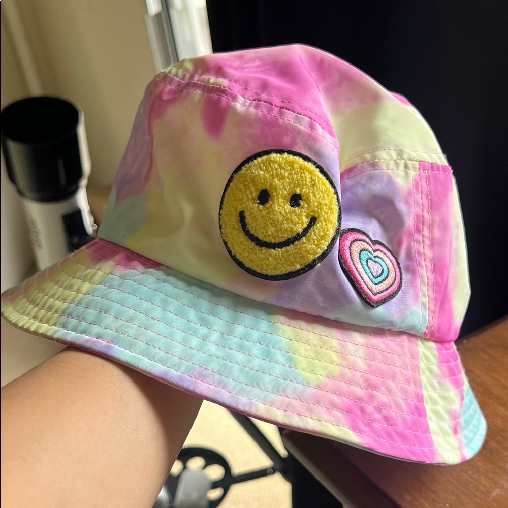 Girls Tie-Dye Smiley Face Bucket Hat - Pastel Rainbow
